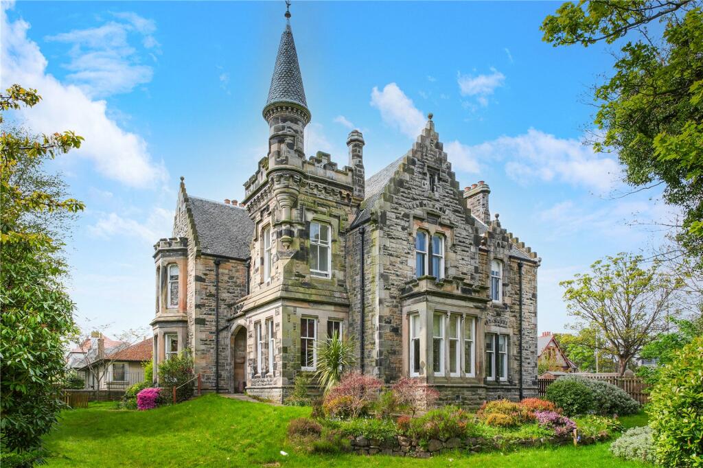 8 bedroom detached house for sale in Bennochy Road, Kirkcaldy, KY2