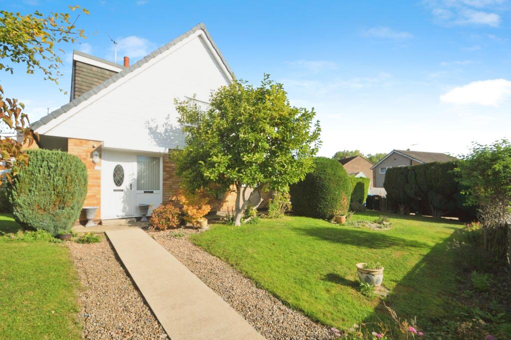 Main image of property: Farfield Avenue, Knaresborough, North Yorkshire, HG5