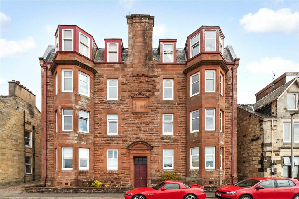 2 bedroom flat for sale in Bay Street, Fairlie, Largs, North Ayrshire, KA29