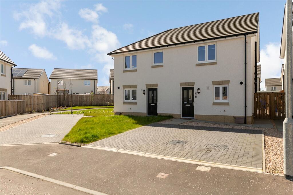 2 bedroom semidetached house for sale in Bessie Graham Court