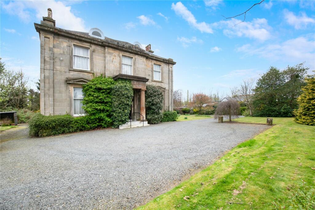 8 bedroom detached house for sale in Byres Road, Kilwinning, North