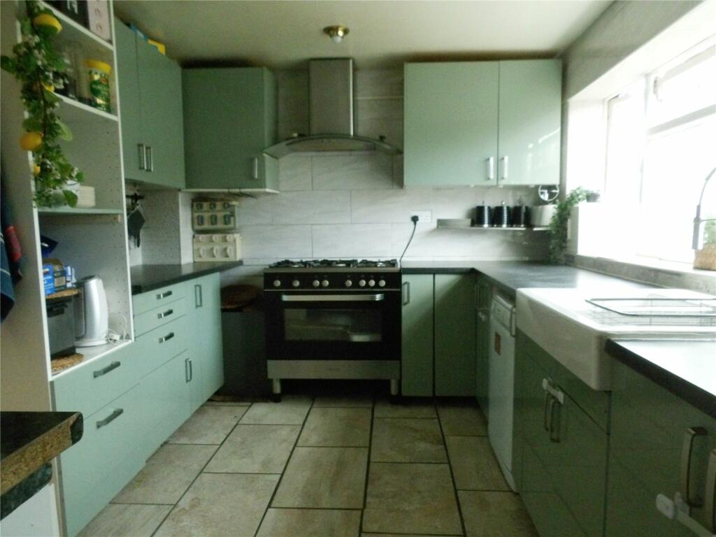 Additional property image - Tachbrook Road, Leamington Spa, Warwickshire, CV31