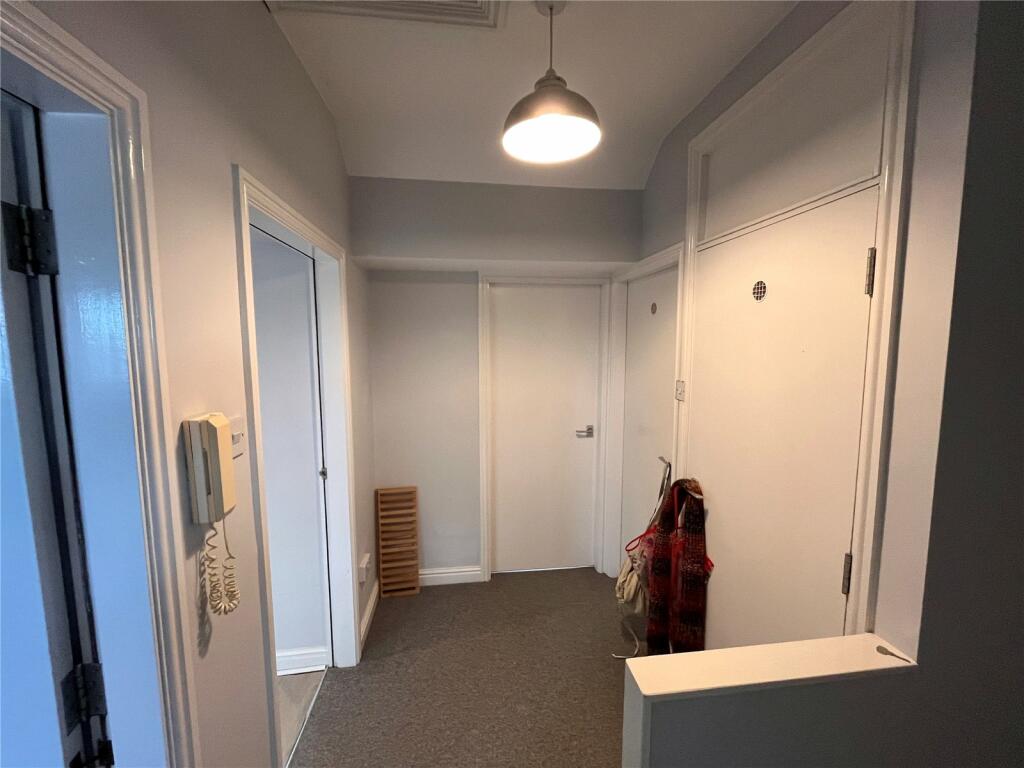 Additional property image - Leam Terrace, Leamington Spa, Warwickshire, CV31
