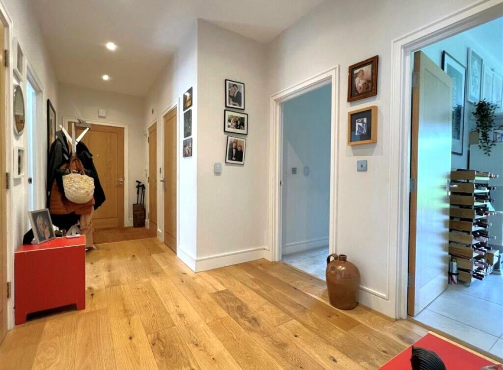 Additional property image - Cloister Way, Leamington Spa, Warwickshire, CV32