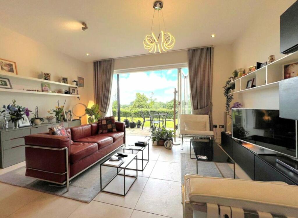 Additional property image - Cloister Way, Leamington Spa, Warwickshire, CV32