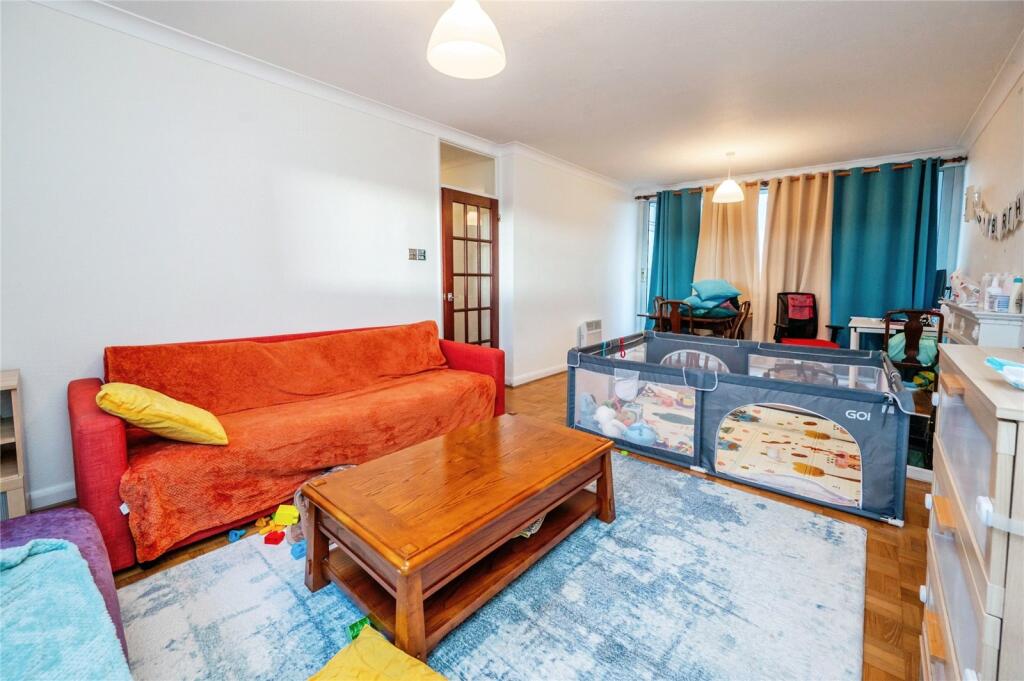 Additional property image - Avenue Road, Leamington Spa, Warwickshire, CV31