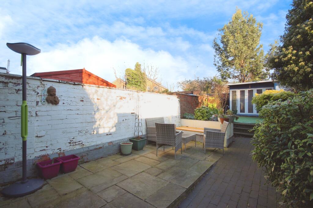 Additional property image - Waller Street, Leamington Spa, Warwickshire, CV32