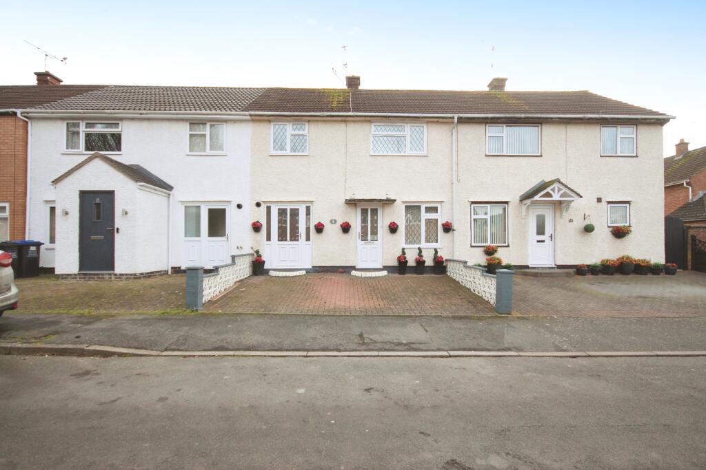 Main image of property: Compton Close, Leamington Spa, Warwickshire, CV32