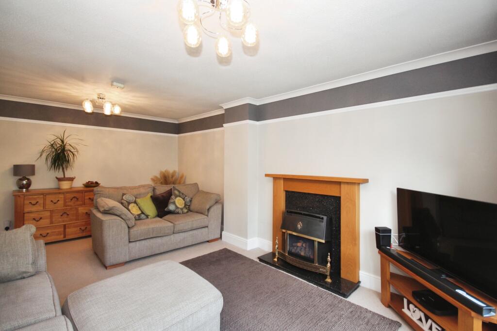 Additional property image - Valley Road, Lillington, Leamington Spa, Warwickshire, CV32