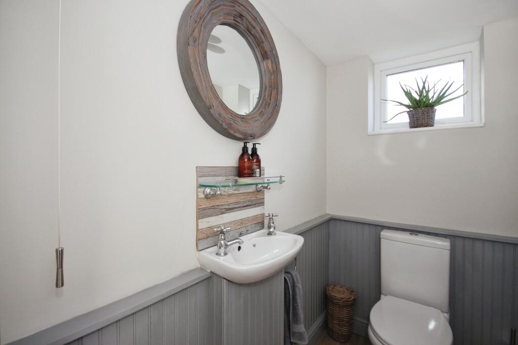 Additional property image - Valley Road, Lillington, Leamington Spa, Warwickshire, CV32