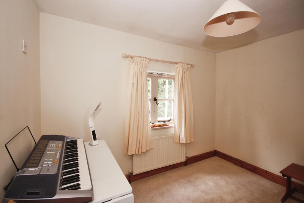 Additional property image - Becks Lane, SOUTHAM, Warwickshire, CV47