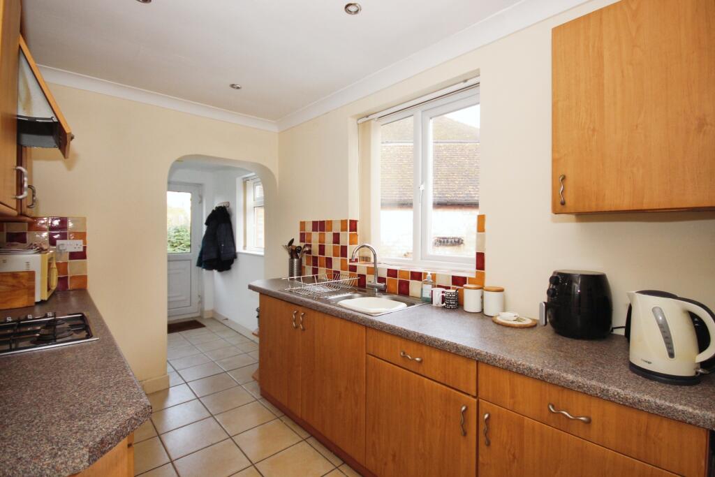 Additional property image - Landor Road, Whitnash, Leamington Spa, Warwickshire, CV31