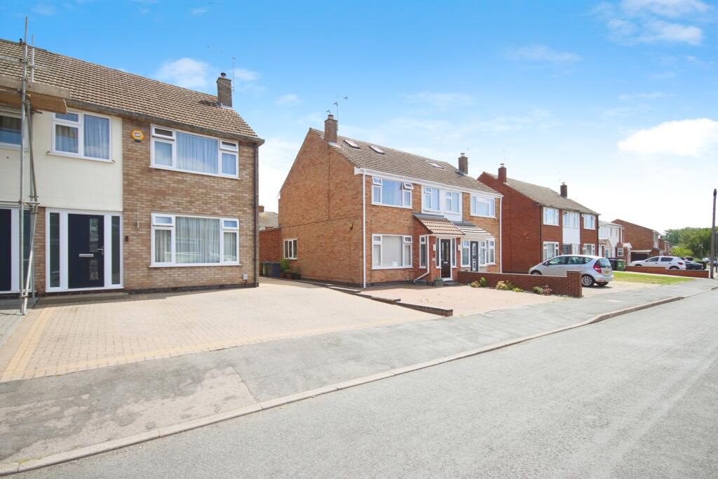 Main image of property: Morse Road, LEAMINGTON SPA, Warwickshire, CV31