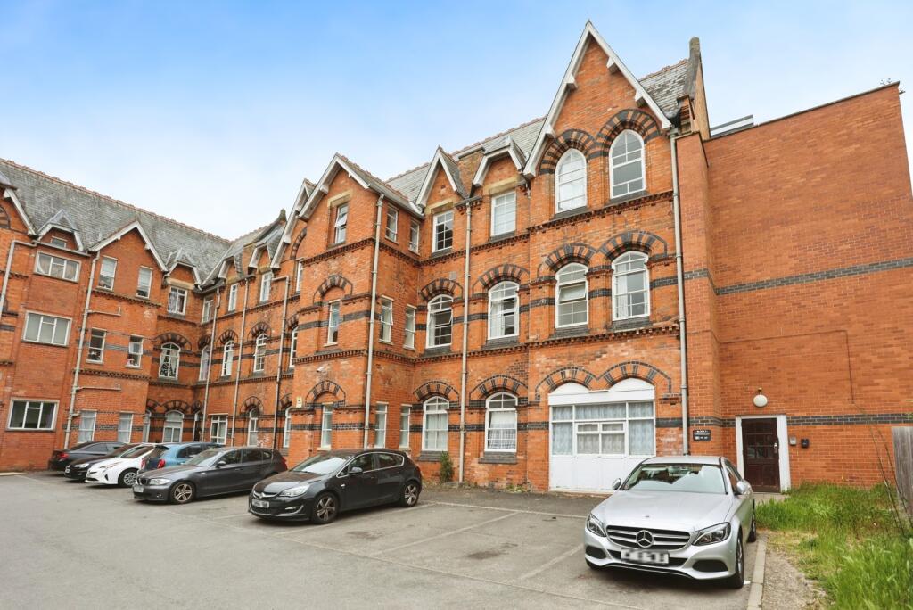 Main image of property: Grosvenor Gate, Leicester, Leicestershire, LE5
