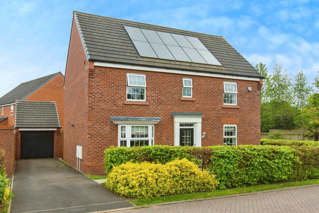 4 bedroom detached house for sale in Kielder Gardens, Leyland ...