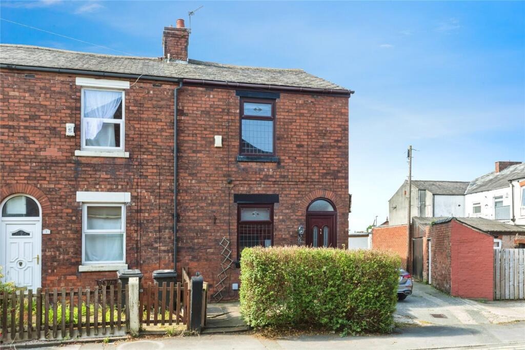 Main image of property: Dunkirk Lane, Leyland, Lancashire, PR25