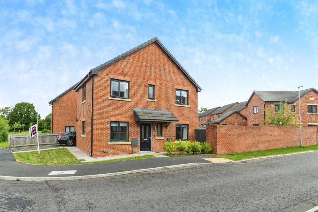 Main image of property: Elder Close, Leyland, Lancashire, PR25