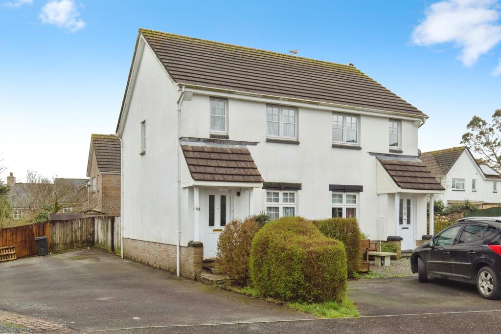 2 bedroom semi-detached house for sale in Carthew Close, Liskeard ...