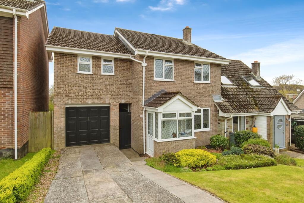4 bedroom semidetached house for sale in Treheath Road, Dobwalls