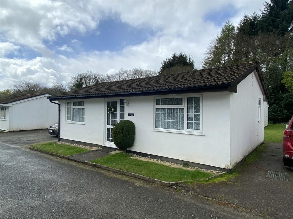 2 bedroom bungalow for sale in Rosecraddoc, Liskeard, Cornwall, PL14