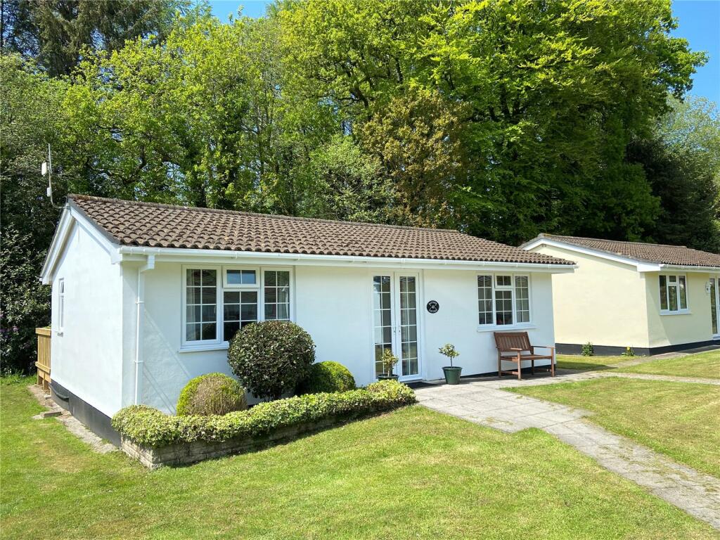 2 bedroom bungalow for sale in Rosecraddoc, Liskeard, Cornwall, PL14