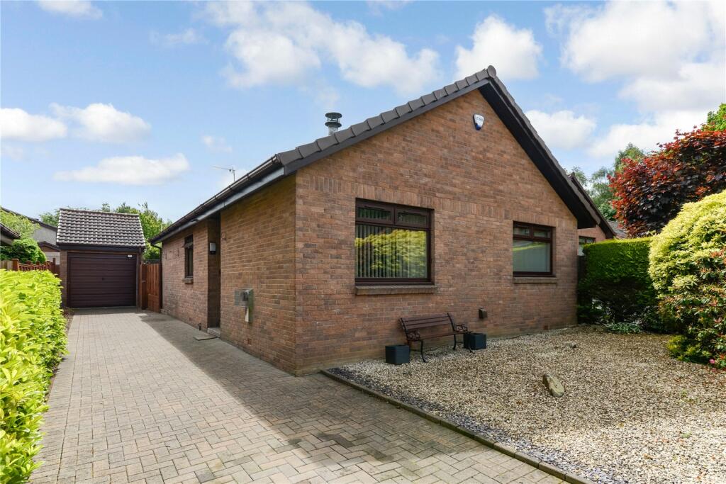 3 bedroom bungalow for sale in Caroline Park, Mid Calder, Livingston