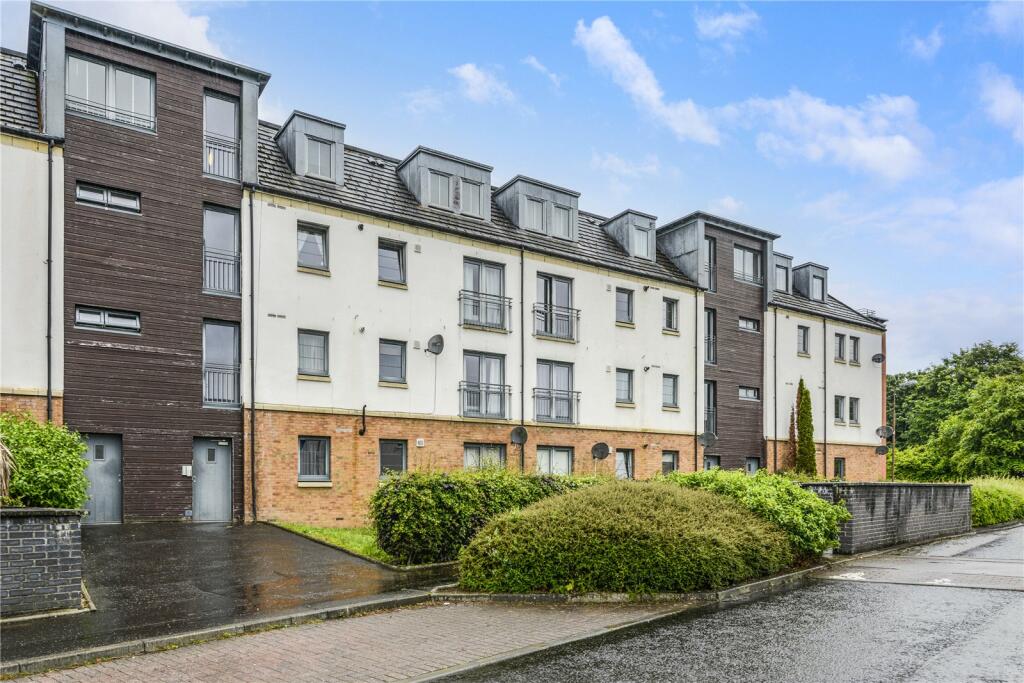 2 bedroom flat for sale in Kaims Terrace, Livingston, West Lothian, EH54