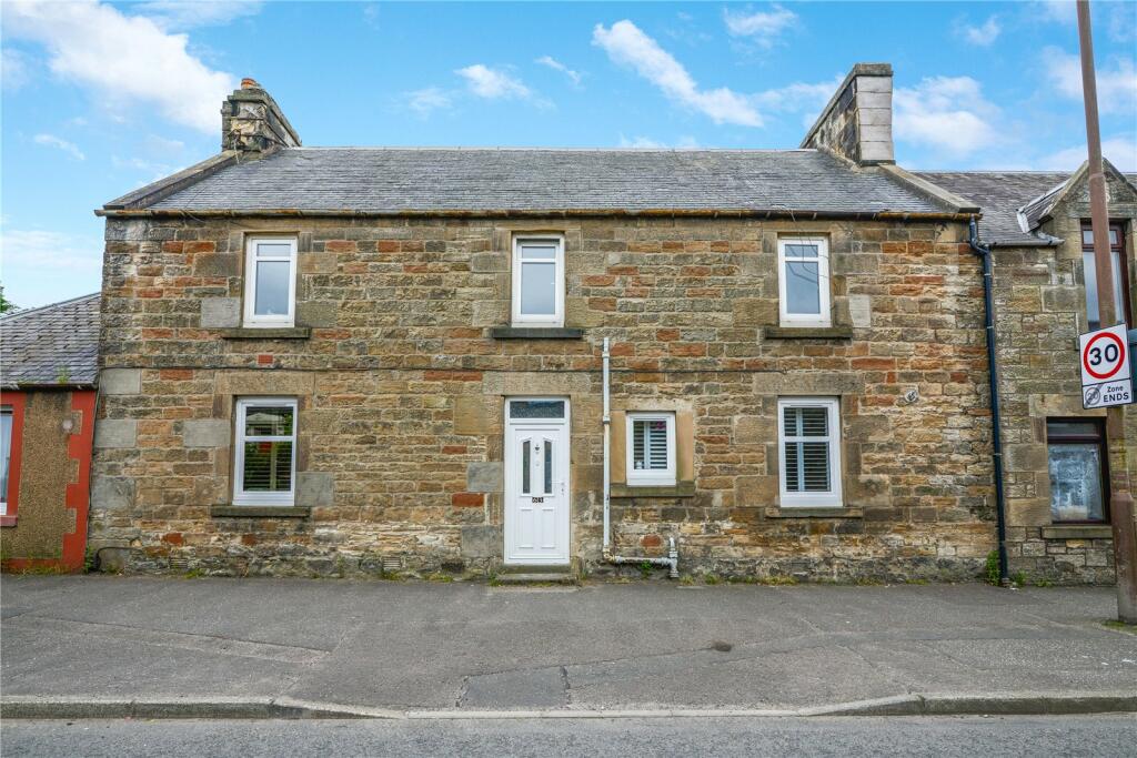 2 bedroom flat for sale in Main Street, East Calder, Livingston, West