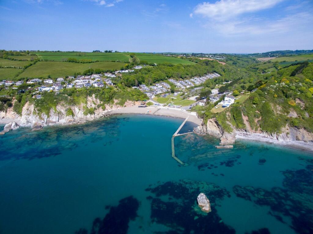 2 bedroom flat for sale in Millendreath Beach Resort, Millendreath, Looe, PL13