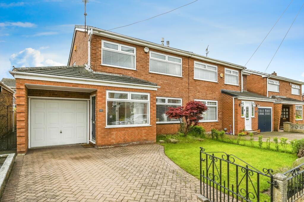 3 bedroom semidetached house for sale in Calder Drive, Maghull