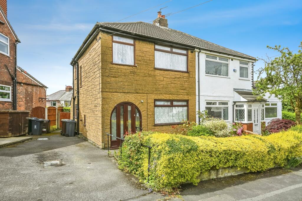 Main image of property: Colinmander Gardens, Ormskirk, Lancashire, L39