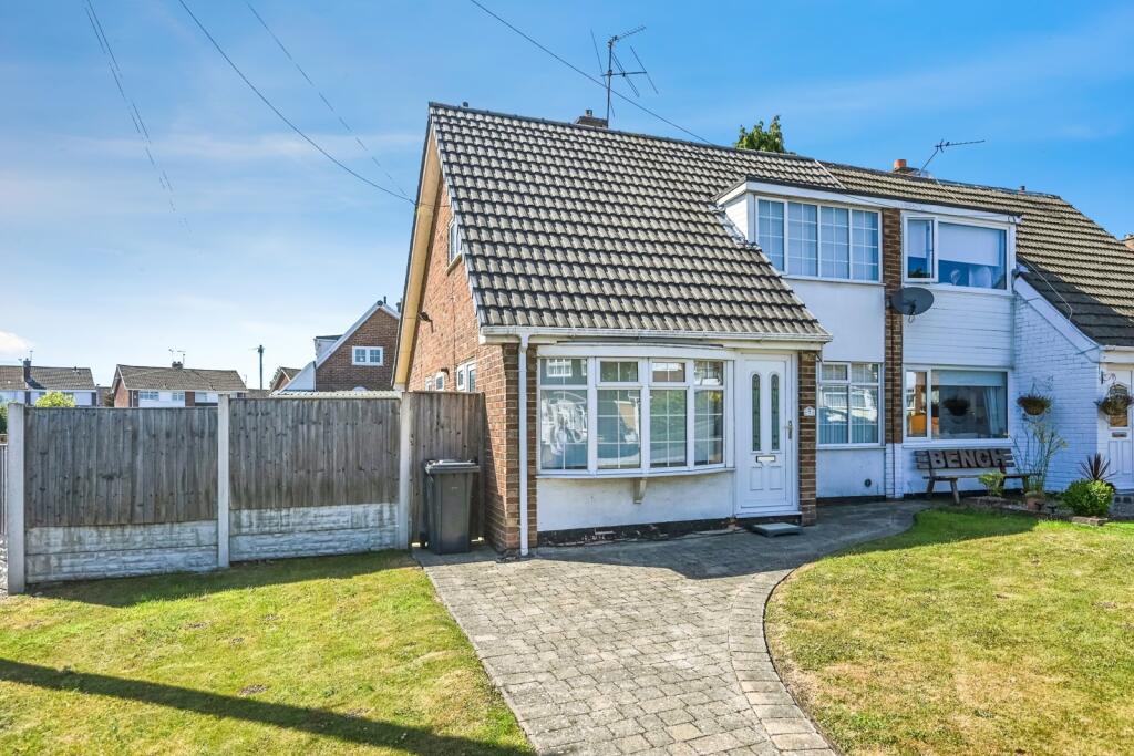 Main image of property: Hillcrest, Liverpool, Merseyside, L31