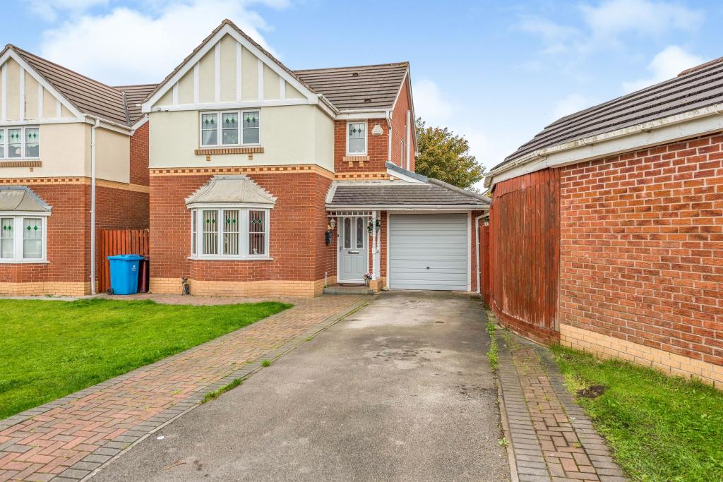 3 bedroom detached house for sale in Hobart Drive, Kirkby, Liverpool