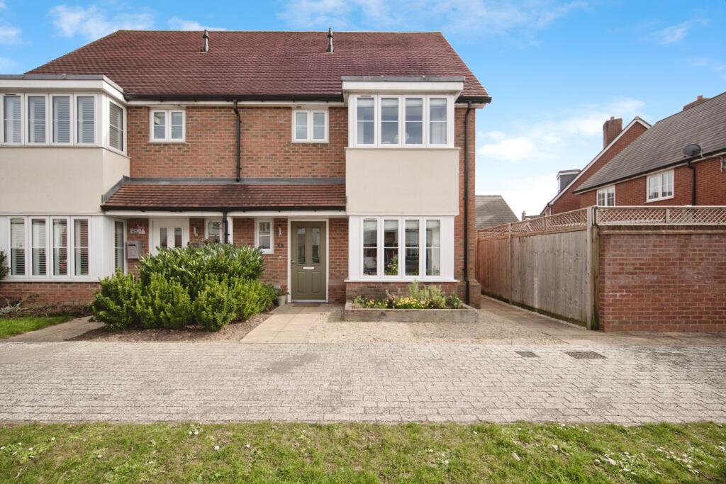 Main image of property: Glenton Avenue, Kings Hill, West Malling, Kent, ME19