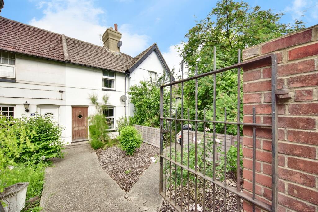 Main image of property: High Street, Wouldham, Rochester, Kent, ME1