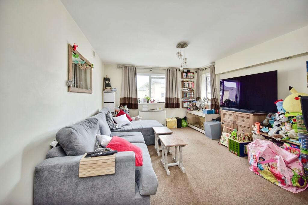 Main image of property: St. Peters Street, Maidstone, Kent, ME16