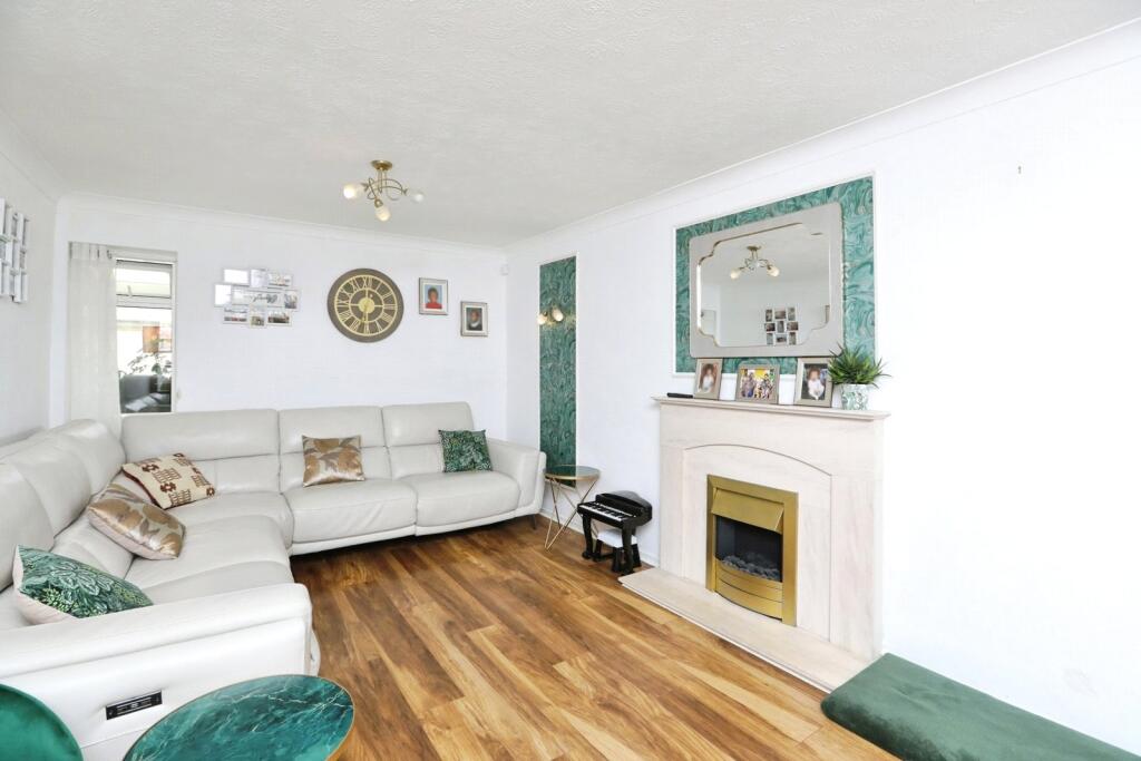 Main image of property: Reculver Walk, Maidstone, Kent, ME15