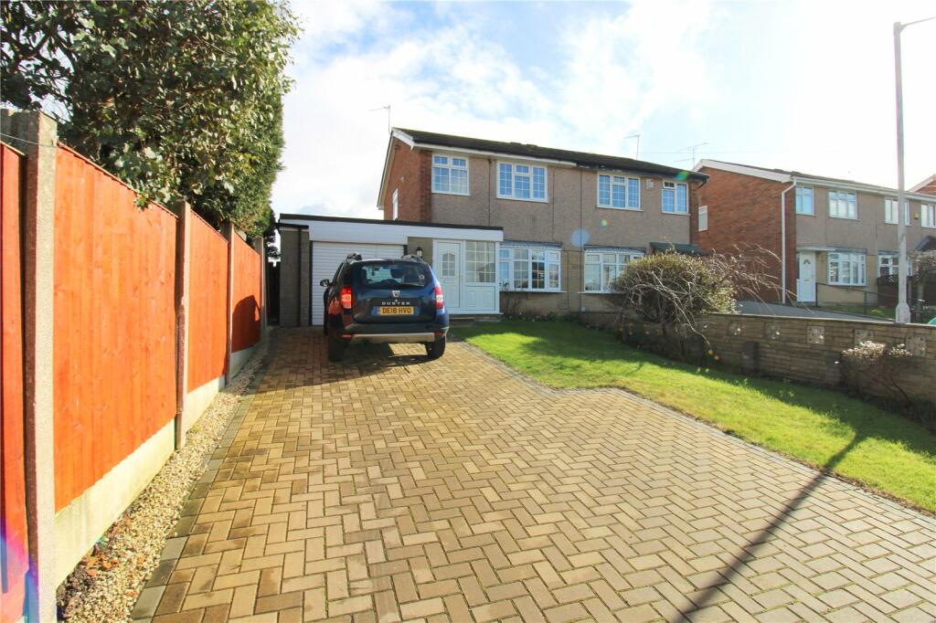 3 bedroom semidetached house for sale in Sandpiper Close, Saughall