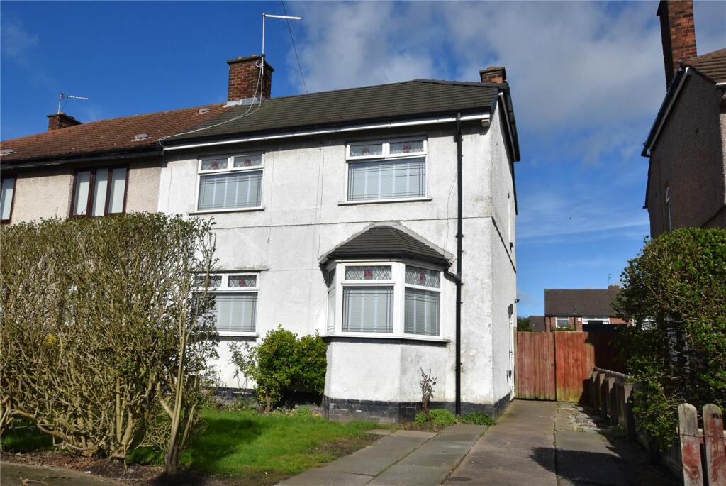 3 bedroom semidetached house for sale in Reeds Avenue East, Leasowe, Wirral, CH46