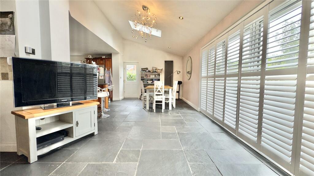 Additional property image - Fulford Park, Moreton, Wirral, CH46