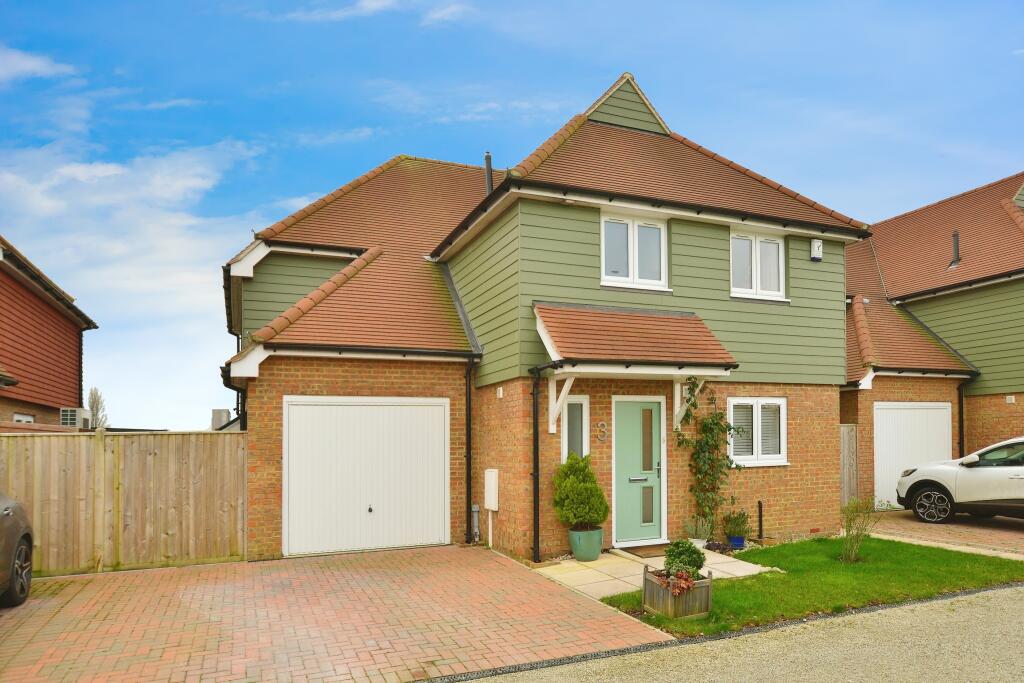 4 bedroom detached house for sale in Brenzett, Romney Marsh, TN29