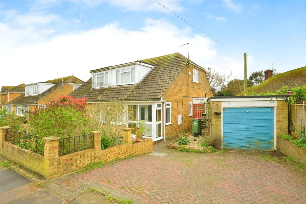 3 bedroom semidetached house for sale in St. Marys Road, Dymchurch
