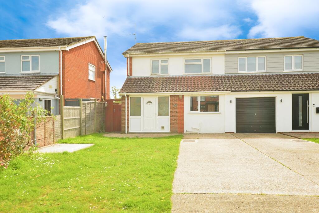 3 bedroom semidetached house for sale in Adie Road, Greatstone, New