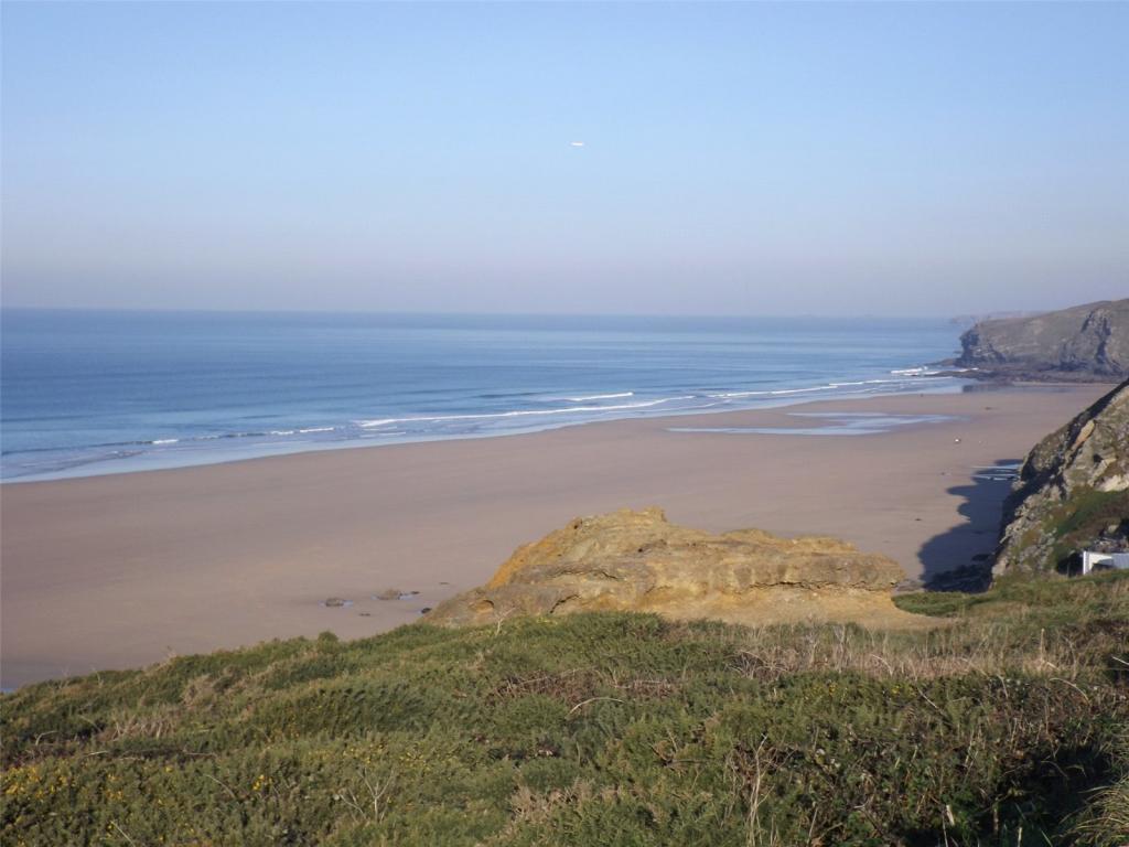 1 bedroom flat for sale in Beachcombers Apartments, Watergate Bay ...