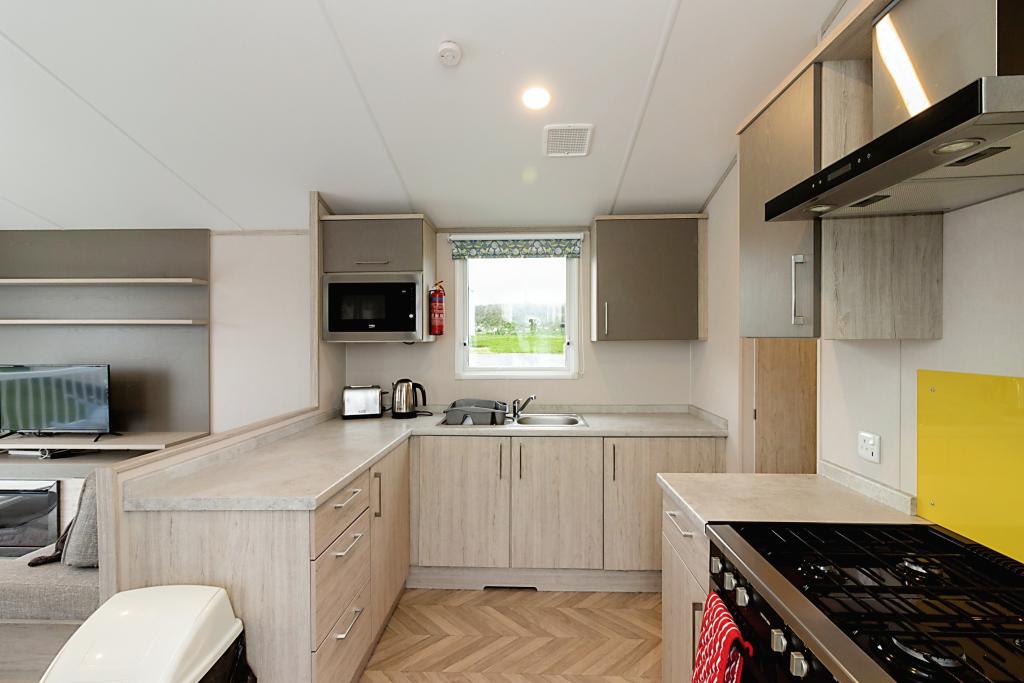 2 bedroom mobile home for sale in Newquay Bay Resort, Newquay Bay