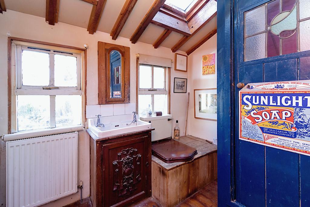 1 bedroom terraced house for sale in Church Street, St Columb Minor