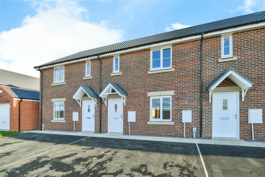 3 bedroom end of terrace house for sale in Kingsbrook, Northallerton, DL6