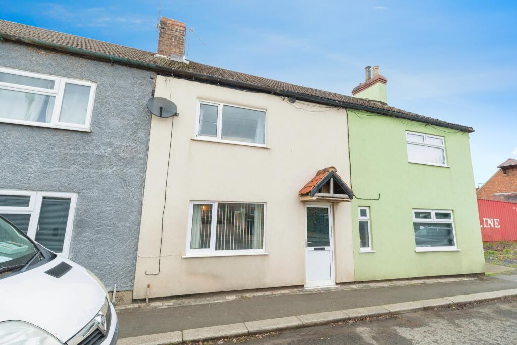 2 bedroom terraced house for sale in Bedale Road, Leeming Bar