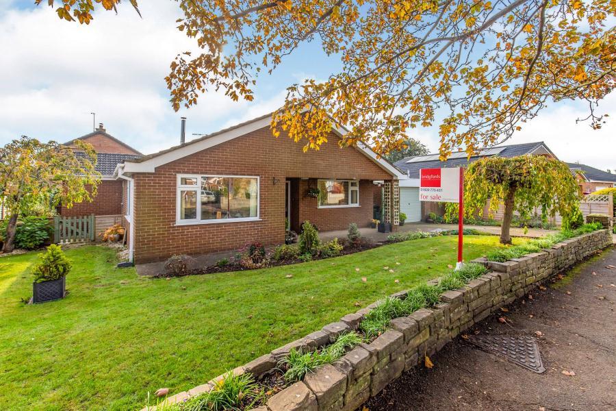 3 bedroom bungalow for sale in Turker Lane, Northallerton, DL6