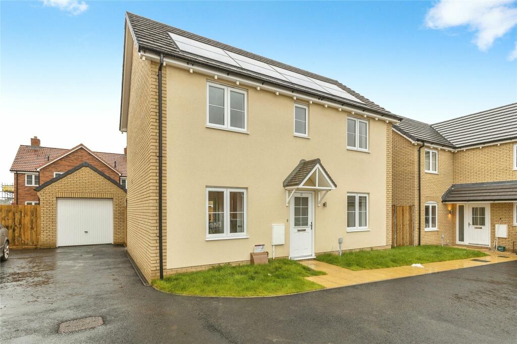 3 bedroom semidetached house for sale in Pettus Fields, Hawthorn Drive